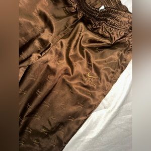 Nike glossy logo pant S